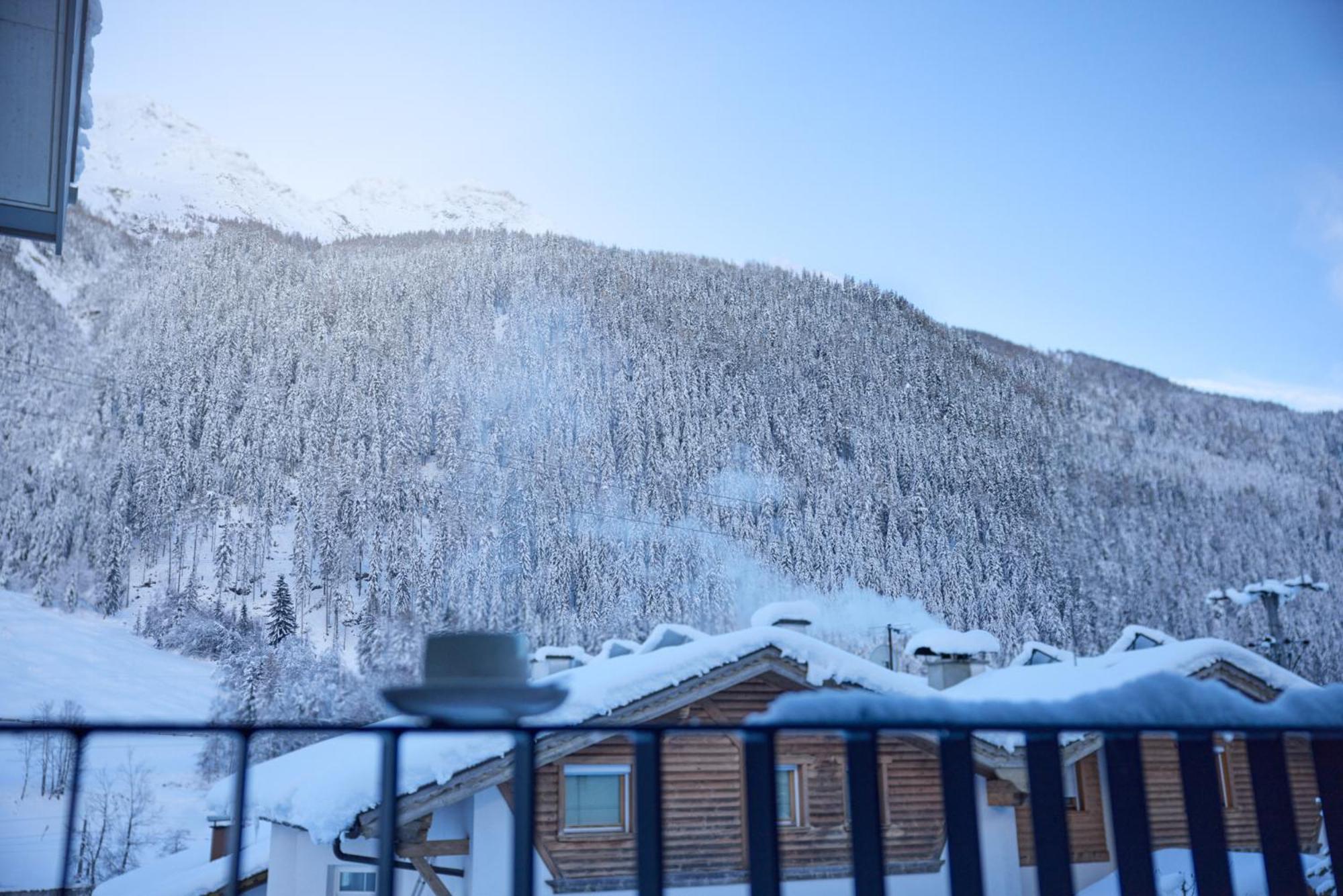 Apart Galeon Pettneu am Arlberg Exterior photo
